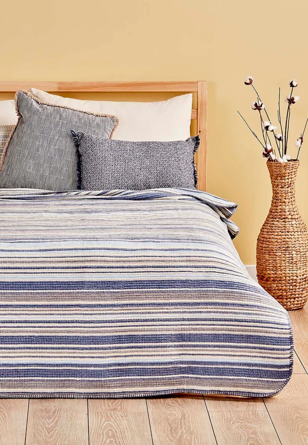 BELLA MAISON Decke Stripe In Blue 4