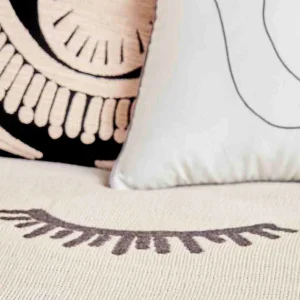 BELLA MAISON Tagesdecke Eyes In Anthracite 19