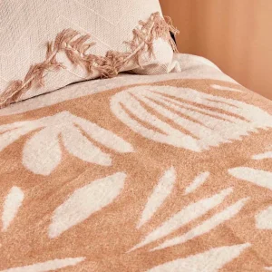 BELLA MAISON Wohndecke In Beige 25