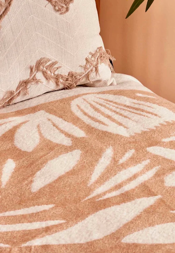 BELLA MAISON Wohndecke In Beige 9