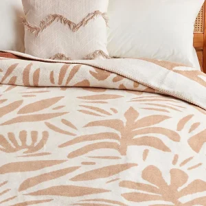BELLA MAISON Wohndecke In Beige 27
