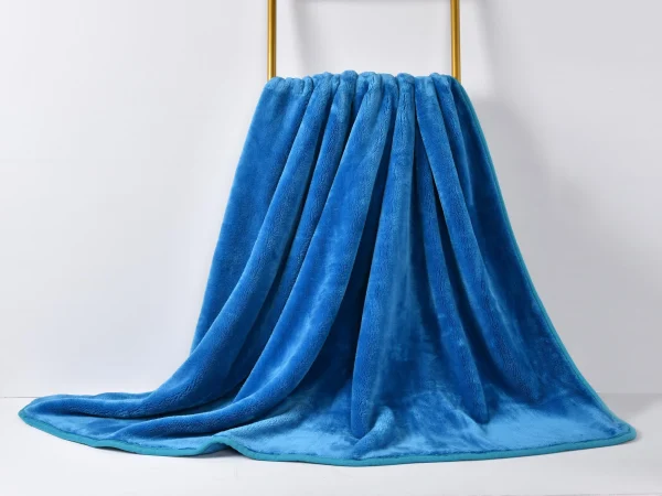 Grace Grand Spa Kuscheldecke In Petrol 3