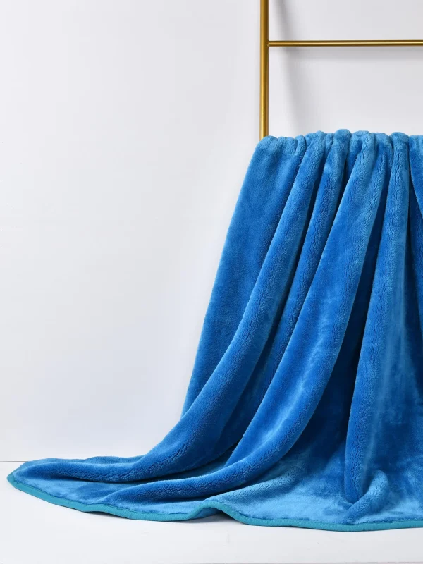 Grace Grand Spa Kuscheldecke In Petrol 5