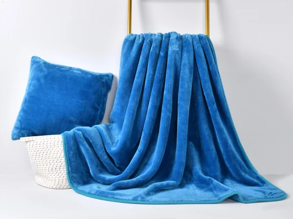 Grace Grand Spa Kuscheldecke In Petrol 1