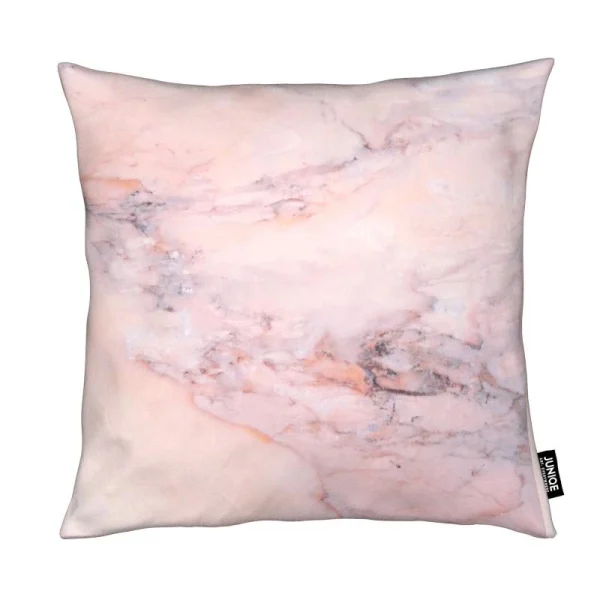 Juniqe Kissen “Blush Marble” In Rosa 1