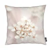 Juniqe Kissen “Pastel Flower Queen Ann Lace” In Rosa & Weiß 8