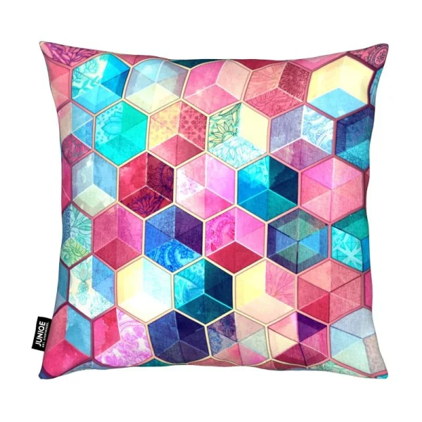 Juniqe Kissen “Topaz And Rubey Crystal Honeycomb Cubes” In Bunt & Rosa 3