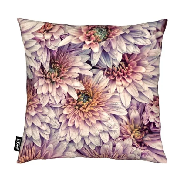 Juniqe Kissen “Wheeping Chrysanthemums” In Rosa 3