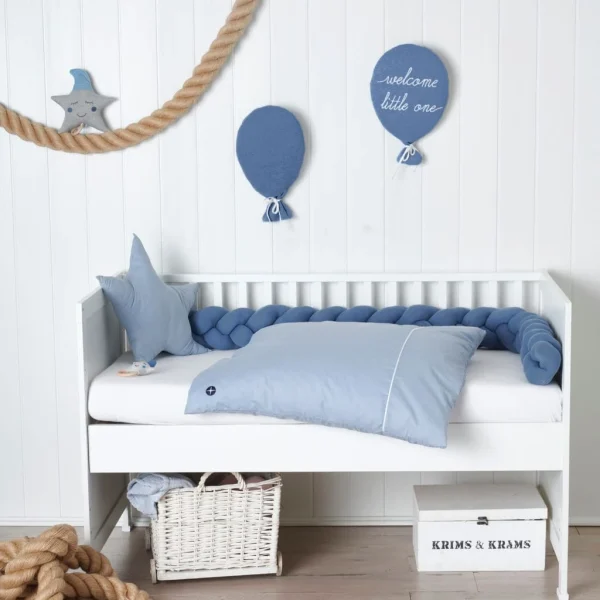 Nordic Coast Company Babykissen Wanddekoration Ballon ” Welcome Little One” Blau 3